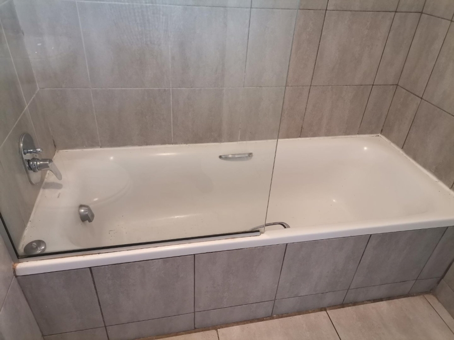 2 Bedroom Property for Sale in Raceway Free State